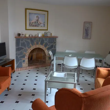 Torre De La Victoria Hostel Ринкон-де-ла-Викториа
