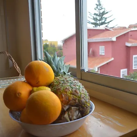 Хостел Torre De La Victoria Hostel